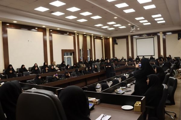 نشست همدلی بانوان در تحکیم وحدت ملی در تربت‌حیدریه 