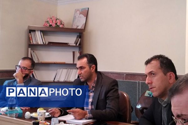 جلسه هم‌اندیشی معاونان پژوهش و توسعه منابع مناطق ۲۱ گانه شهرستان‌های تهران 