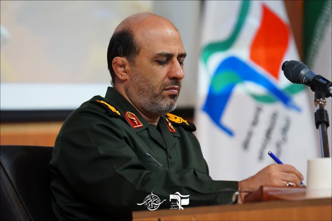 با گفت‌وگو بین مسولان  و نسل جوان مشکلات مدیریتی زودتر شناسایی و برطرف می‌شود