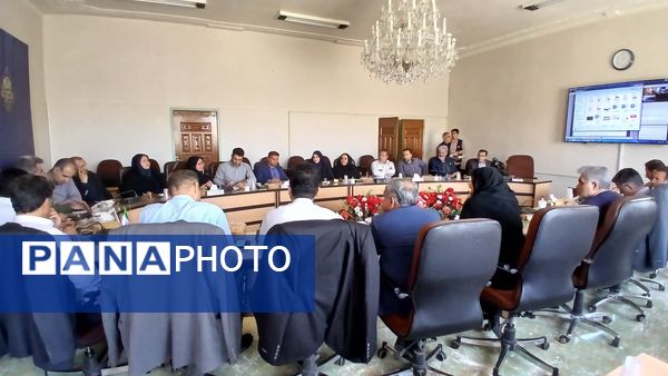 جلسه شورای معاونان آموزش و پرورش استان سمنان با موضوع پروژه مهر