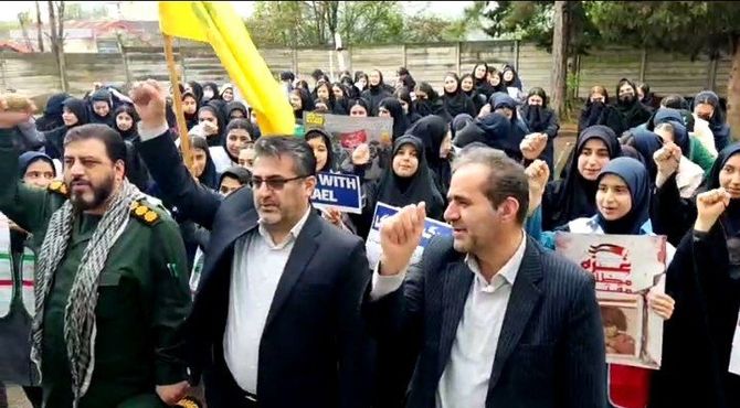 عهد و همدلی دانش‌آموزان فومنی با فلسطین
