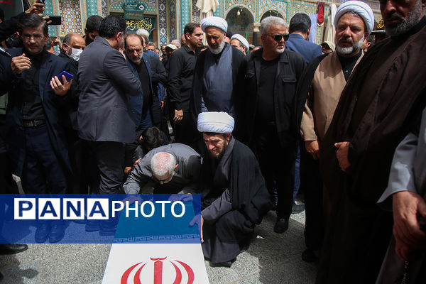 مراسم خاکسپاری پیکر قاضی شهید «علی قناعت‌کار» در قم