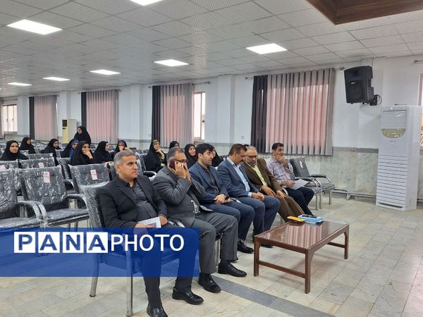 جلسه فصلی مدیران دوره اول متوسطه قائمشهر