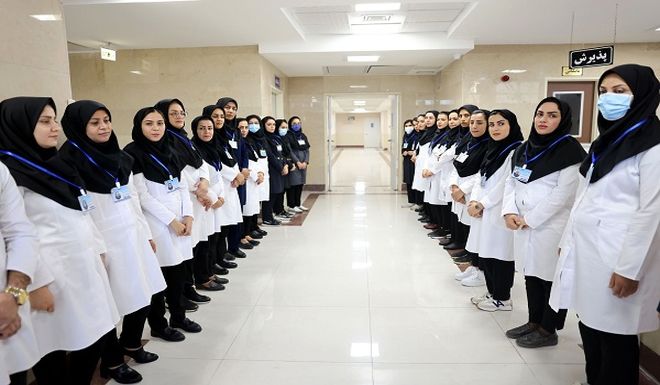 پرستاران نماد ایثار و خدمت در نظام سلامت هستند