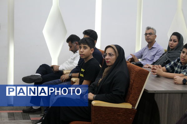 تجلیل از برندگان المپیاد استانی رباتیک