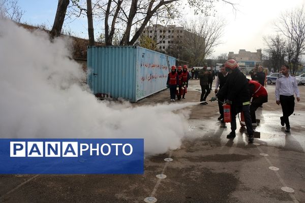 برگزاری بیست و ششمین مانور سراسری زلزله و ایمنی درمدارس استان اردبیل