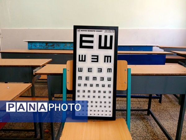 خدمت‌رسانی پزشکان مجرب در قالب «میز خدمت» در مدرسه شهید شهسواری ناحیه 4 کرج 