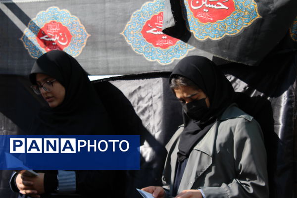 توزیع آش نذری ایام فاطمیه در دبیرستان سردار شهید قاسم سلیمانی