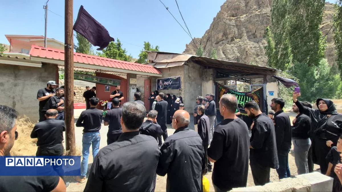میزبانی خانواده شهید سلیمان سلیمانی از هیات فاطمیون بلده