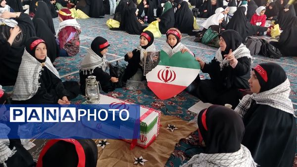 برگزاری اجتماع بزرگ حلقه صالحین در مصلی کرج 