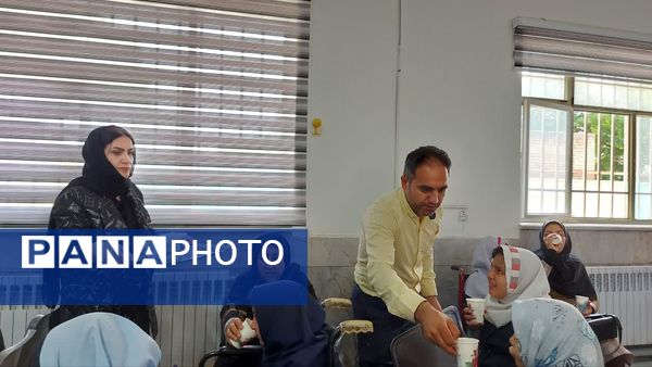 زیارت عاشورا در دبستان کوشا مشهد