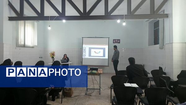 معلمان به‌روز، آموزش پویا؛ کهنوج میزبان دوره توانمندسازی دبیران ادبیات