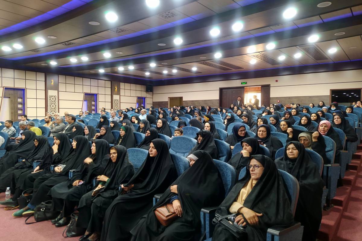 مراسم سالروز شهادت شهید رئیسی و شهدای خدمت در بیرجند برگزار شد