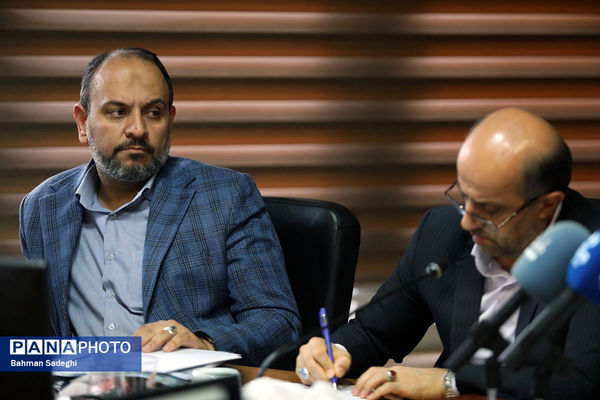 دومین جلسه هم‌اندیشی وزیر آموزش و پرورش با منتخبی از مدیران مدارس