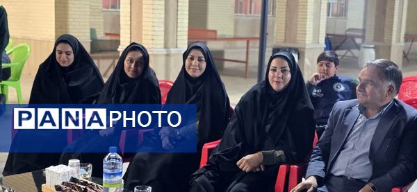 برگزاری جشن روز دانش‌آموز در دبستان شاهد غدیر بافق