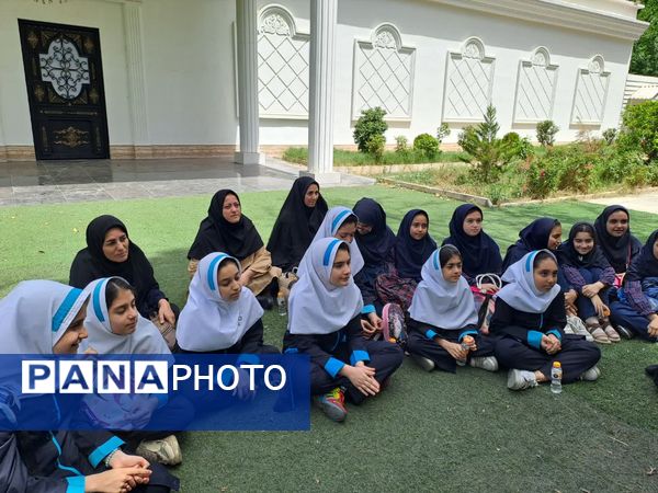 گرامیداشت دهه کرامت و بیست و ششمین سالروز تاسیس سازمان دانش‌آموزی، در منطقه ۱۰