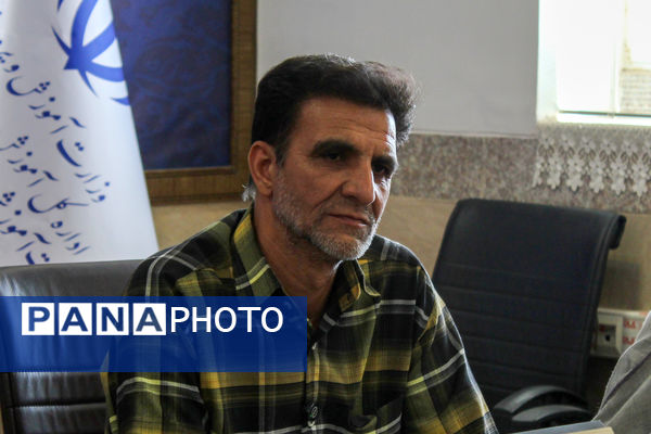 دیدار خبرنگاران خبرگزاری پانا اردکان با مدیریت آموزش و پرورش 