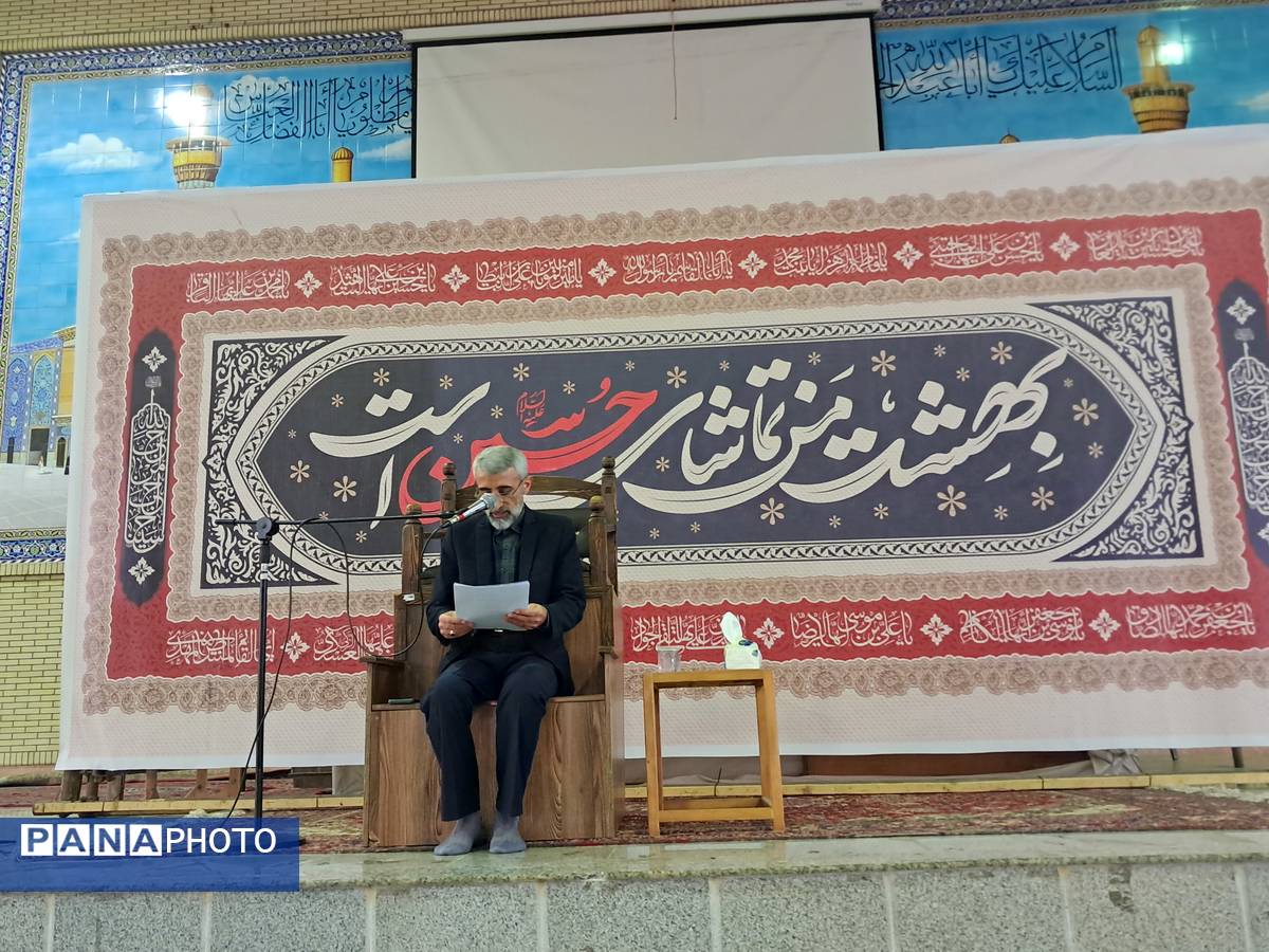 تکریم سلامت زائران اربعین در قائمشهر