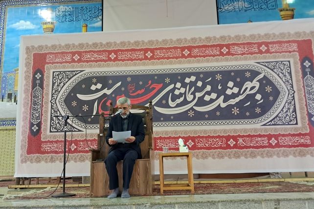 تکریم سلامت زائران اربعین در قائمشهر