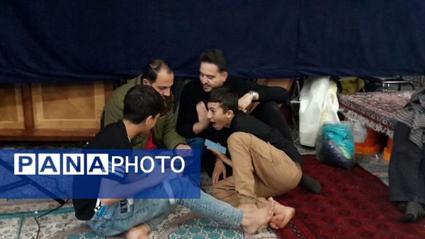 معتکفین با خانواده های خود دیدار کردند 