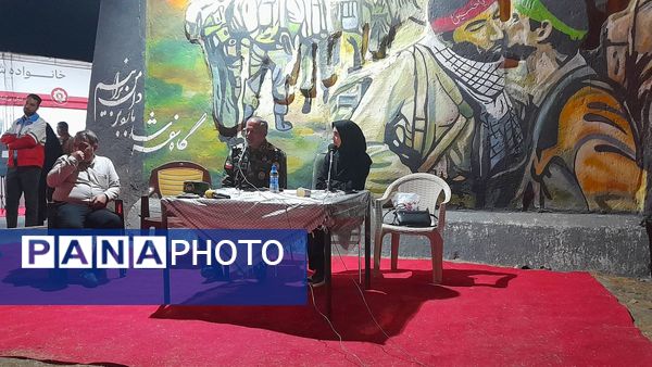 نمایش میدانی هجده هزار و یک شهید استان خراسان رضوی در مشهد 