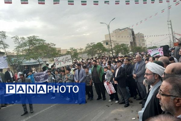 راهپیمایی ۱۳ آبان در شهر قیامدشت ری یک