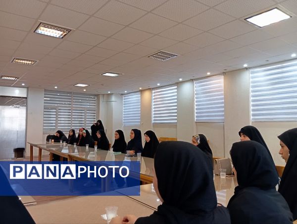 انجمن‌های اسلامی یکی از ثروت‌های جمهوری اسلامی اند