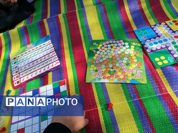 روز پر نشاط همزمان با هفته بهداشت روان در مدرسه تکتم خلیل آباد 