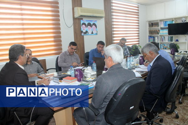 جلسه شورای برنامه‌ریزی اردوگاه‌های دانش‌آموزی استان بوشهر