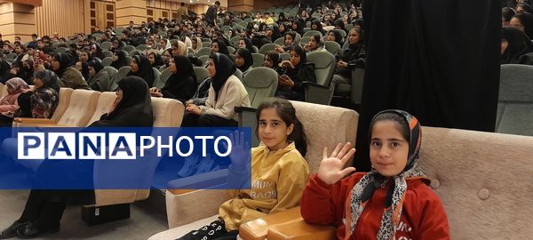 لیک جت؛ کمک به جهاد تبیین