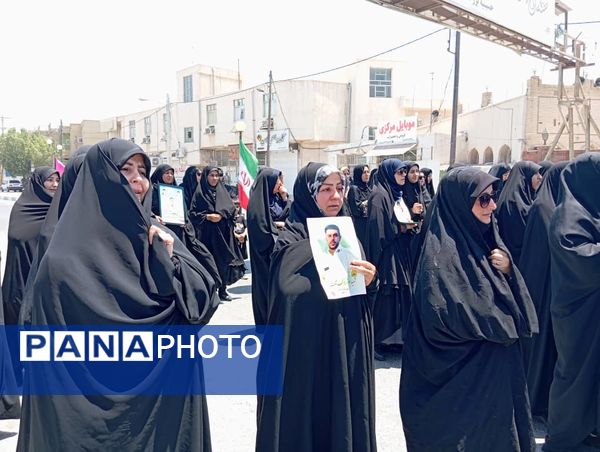 تشییع پیکر شهید استوار یکم محمد تنگستانی در بندرلنگه 