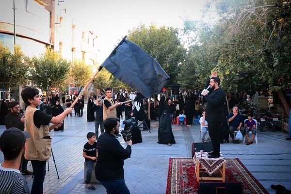 آیین سنتی عزاداری «چهارپایه خوانی» در قم