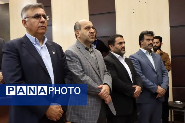 نخستین کنفرانس ملی چالش های مدیریت سرمایه انسانی در سازمان های بزرگ مقیاس