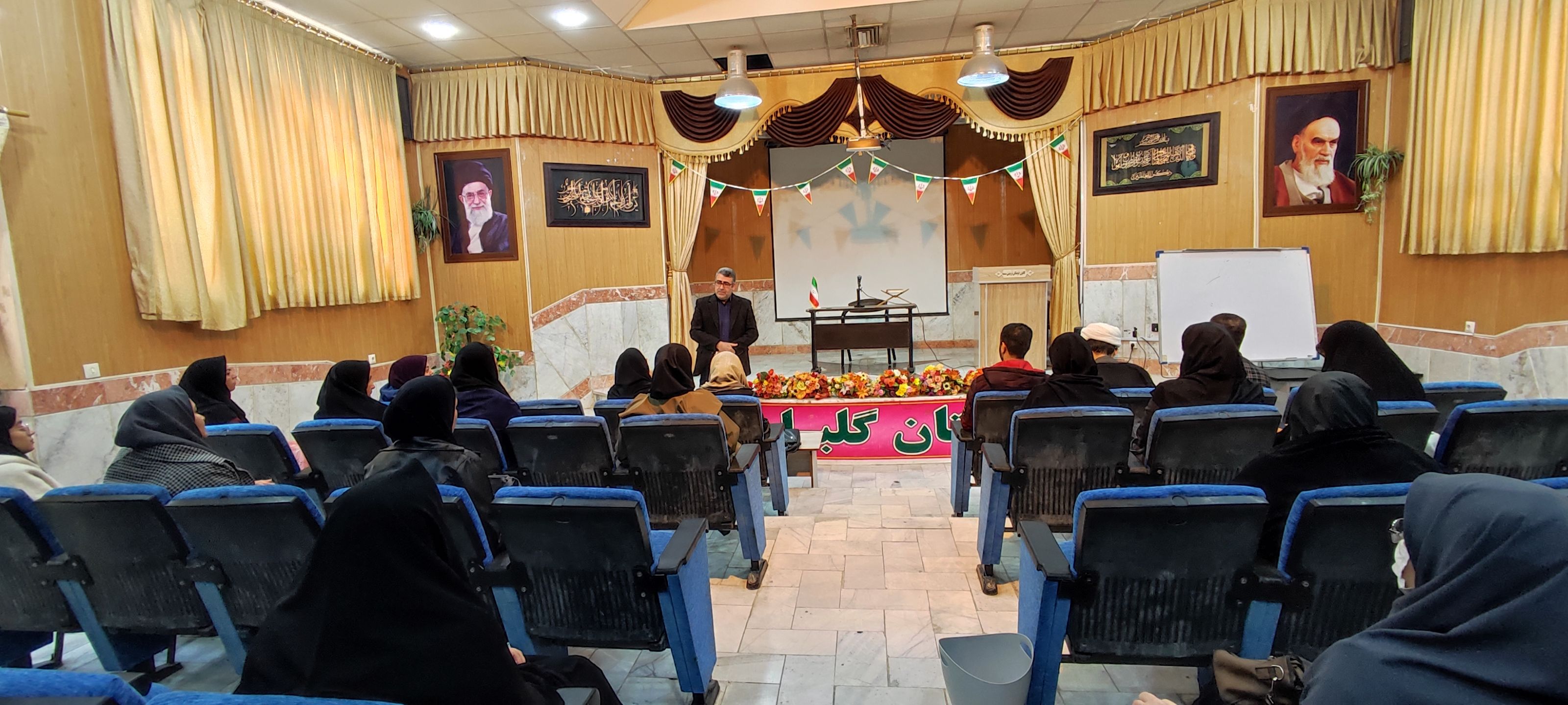 کارگاه آموزشی نماد در شیروان