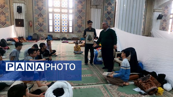 از خلوت اعتکاف تا هویت ایرانی اسلامی در «ایرانمون»