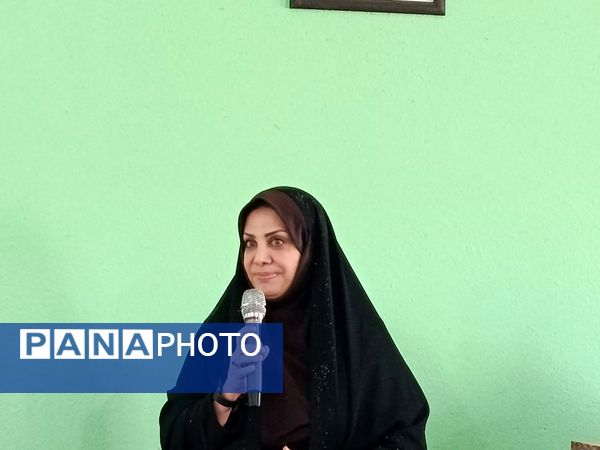 نواخته شدن زنگ هفته پژوهش در دماوند