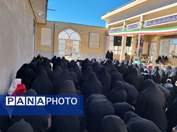 هرچگان میزبان شهید گمنام؛ تجدید عهد مردم با آرمان‌های ایثار