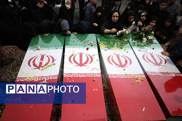 مراسم تشییع شهدای گمنام و یوم الزهرا در کرج