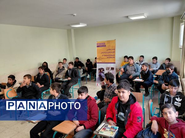 برنامه نمادین مانور زلزله در شهرستان بروجن