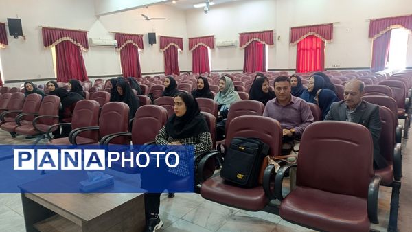 جلسه توجیهی پویش ملی سلامت دهان و دندان ویژه مدیران ابتدایی و معلمان پایه سوم در شهرستان شیروان