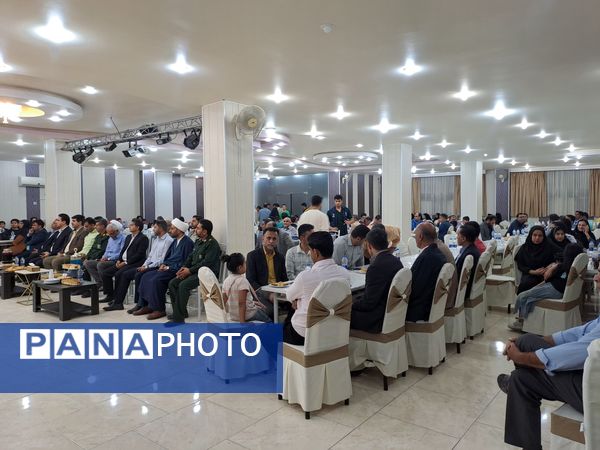جشن تجلیل ازمقام والای معلم در بندرخمیر