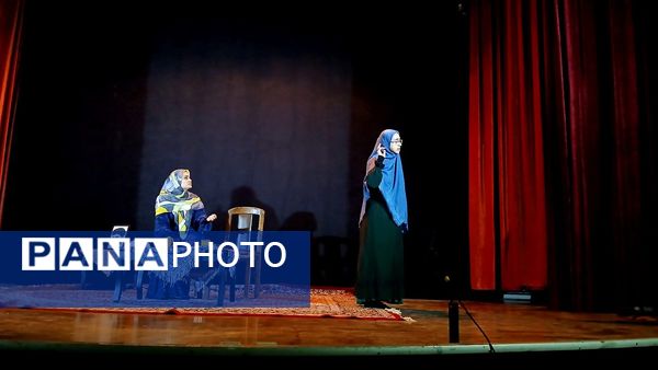 نمایش «مرا مهدی بخوانید» در فرهنگسرای امام علی(ع) هشتگرد به روی صحنه رفت