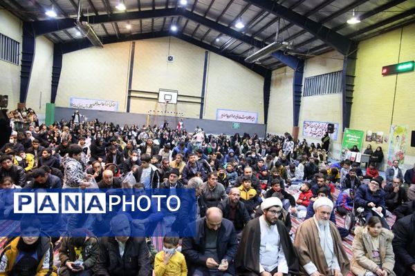  جشن ولادت به‌مناسبت روز زن در شهرستان اسدآباد