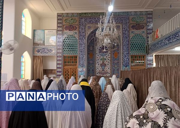 جماعت در اعتکاف دانش‌آموزی، طعم شیرین بندگی