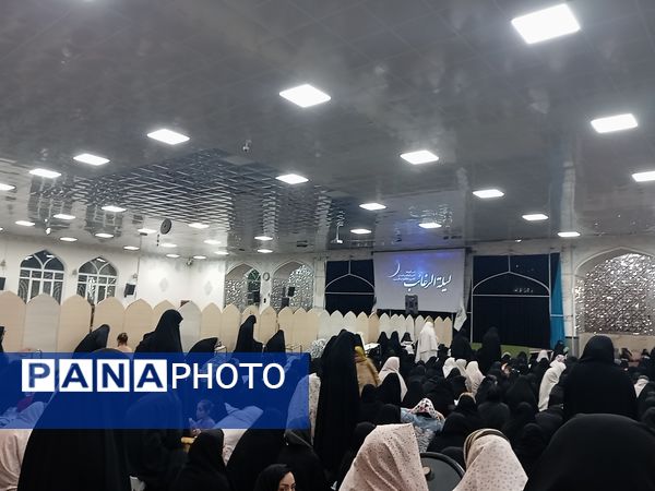 نماز جماعت همزمان با شب لیلة الرغائب در شهرستان کاشمر 