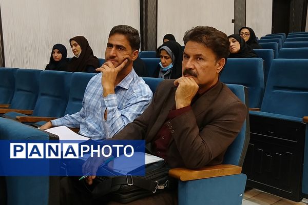  کارگاه آموزشی نحوه تعامل با دانش‌آموزان و بازی‌های گروهی در باقرشهر 