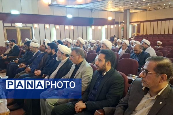 نشست هم‌اندیشی مبلغان «طرح امین» فارس