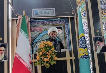 نماز عبادی سیاسی جمعه در مسجد جامع شهر سفید‌دشت 