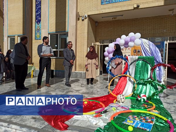 المپیاد ورزشی درون مدرسه ای در دبیرستان دخترانه ۱۳ آبان