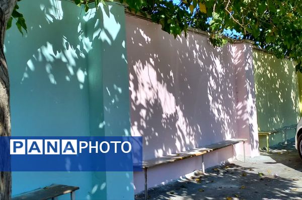 بچه‌ها پای کار زیبا سازی مدارس کم برخوردار در راستای عدالت آموزشی 